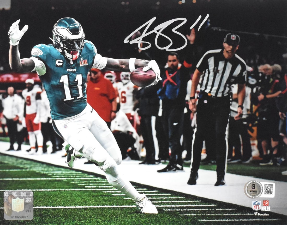 AJ Brown Signed Philadelphia Eagles 8x10 Photo Beckett Holo (1 of 2)