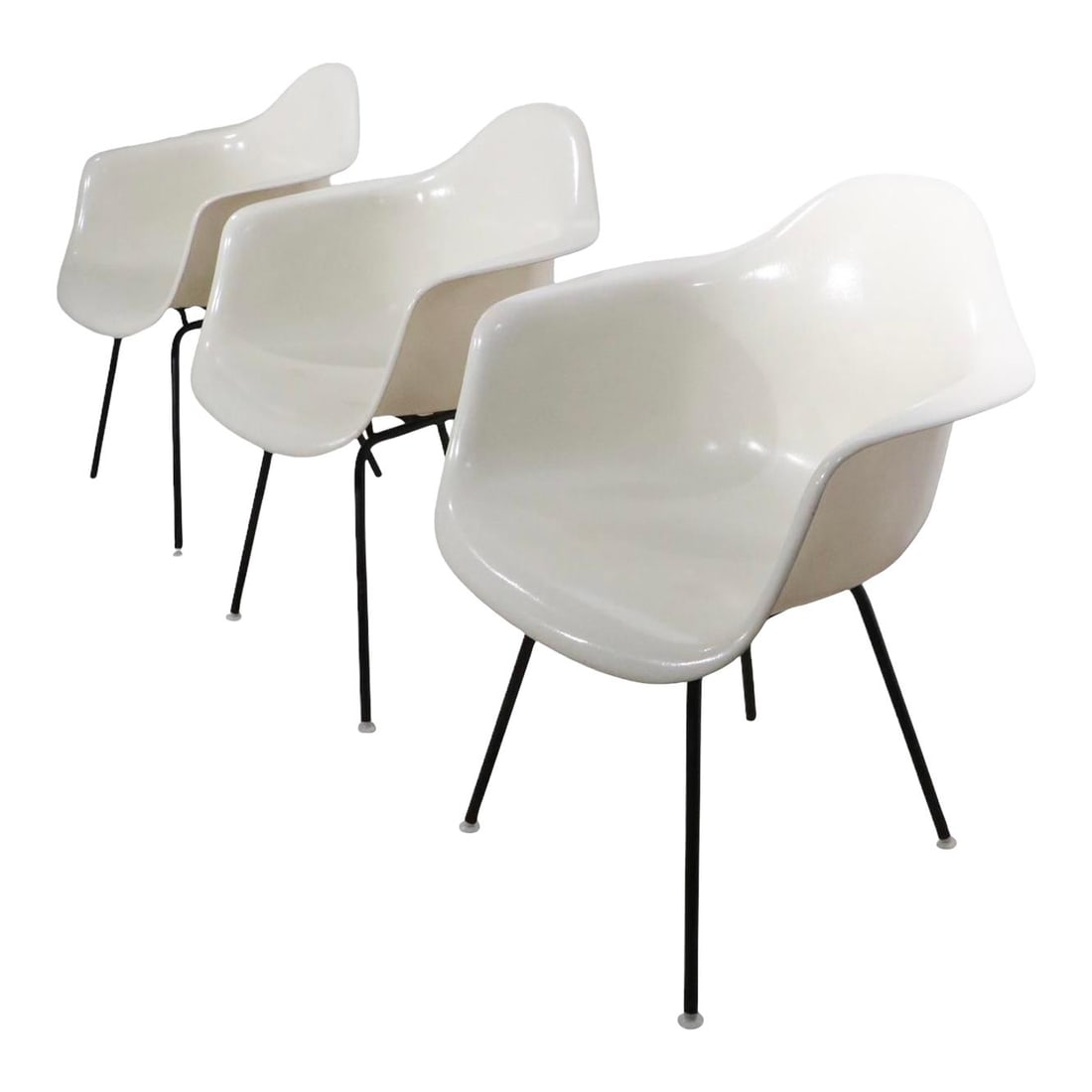 Classic Eames DAX Chair White Fiberglass by Herman Miller (1 of 10)