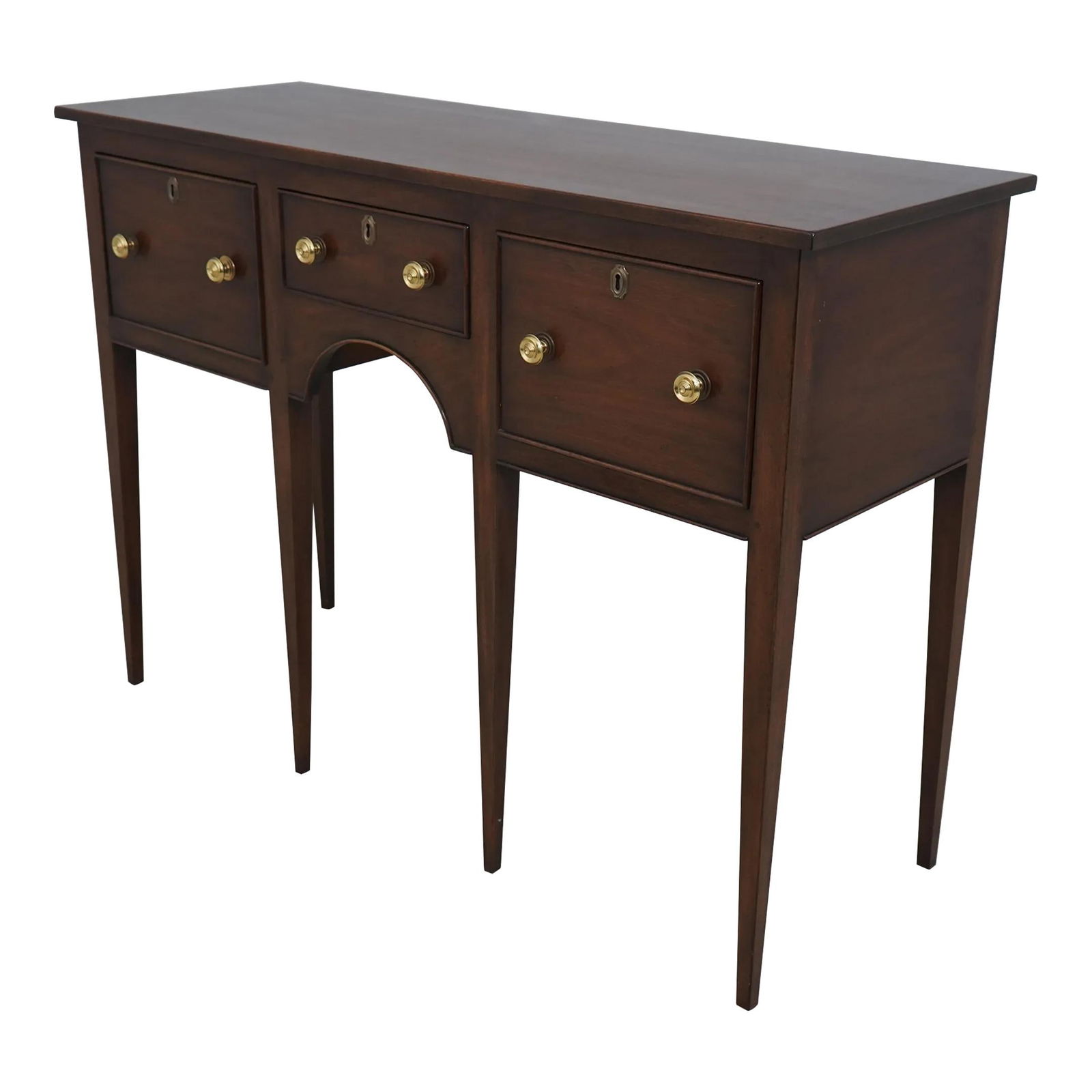 Kittinger CW-87 Mahogany Sideboard with Hand Dovetailed Drawers: Kittinger CW-87 Mahogany Sideboard with Hand Dovetailed Drawers This exquisite Colonial Williamsburg CW-87 mahogany sideboard is approximately 40 years old and showcases high-quality construction with