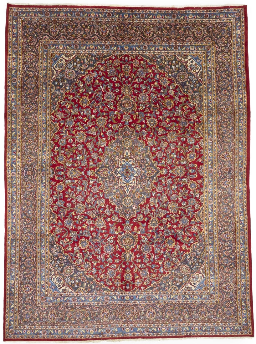 Hand-Knotted Wool Area Rug Floral Pattern Vintage 9'8 x 13'1 Western Asia: Hand-Knotted Wool Area Rug Floral Pattern Vintage 9'8 x 13'1 Western Asia This traditional handmade Oriental rug features a classic floral pattern in a vintage style, crafted from high-quality wool. T