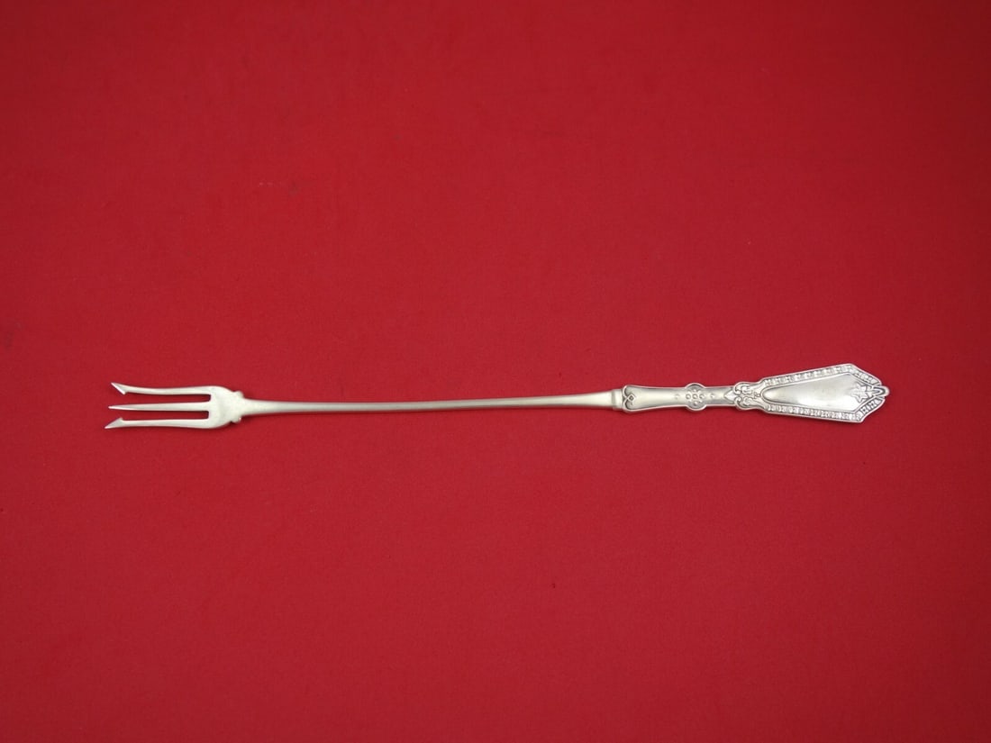 Whiting Rosette Sterling Silver Pickle Fork 9 3/4" Antique Fork: Whiting Rosette Sterling Silver Pickle Fork 9 3/4" Antique Fork This exquisite Rosette pickle fork is crafted from high-quality sterling silver by Whiting. Measuring 9 3/4 inches in length, this antiq