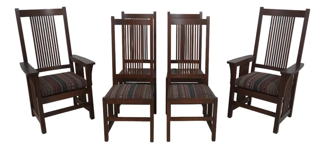 Set of 6 Stickley Mission Oak Dining Chairs Arts & Crafts Style: Set of 6 Stickley Mission Oak Dining Chairs Arts & Crafts Style This exquisite set of 6 Stickley Mission Oak Dining Chairs showcases the timeless beauty of Arts & Crafts design. Crafted around 1990, t