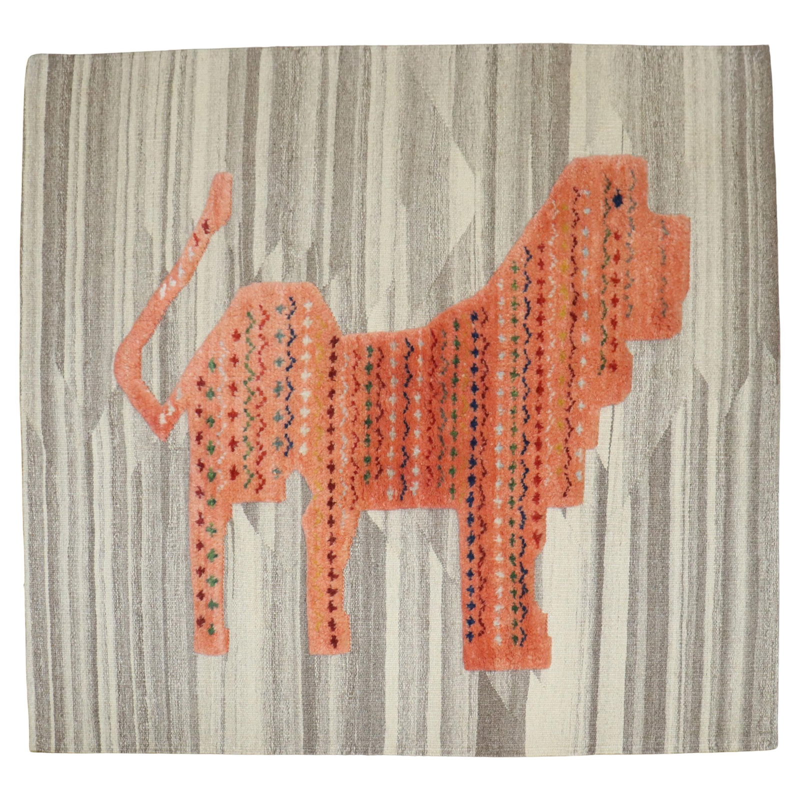 Modern Persian Souf Kilim Lion Design Hand-Woven Wool Rug 46 x 53: Modern Persian Souf Kilim Lion Design Hand-Woven Wool Rug 46 x 53 Introducing the Zabihi Collection Modern Persian Lion Souf Kilim, a stunning piece that combines artistry with traditional craftsmansh