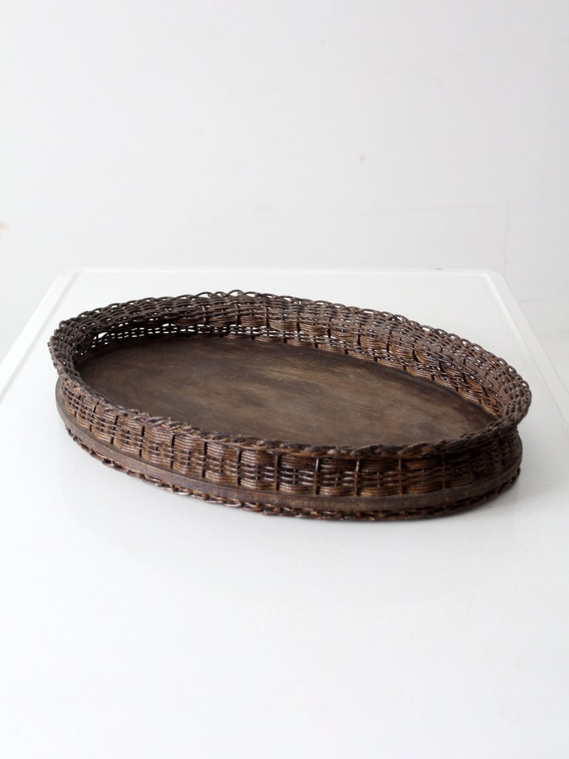 Vintage Braided Wicker and Wood Decorative Serving Tray 20 x 14.5: Vintage Braided Wicker and Wood Decorative Serving Tray 20 x 14.5 This vintage decorative tray features intricate braided wicker sides and a sturdy wooden base, adding a touch of rustic charm to any s