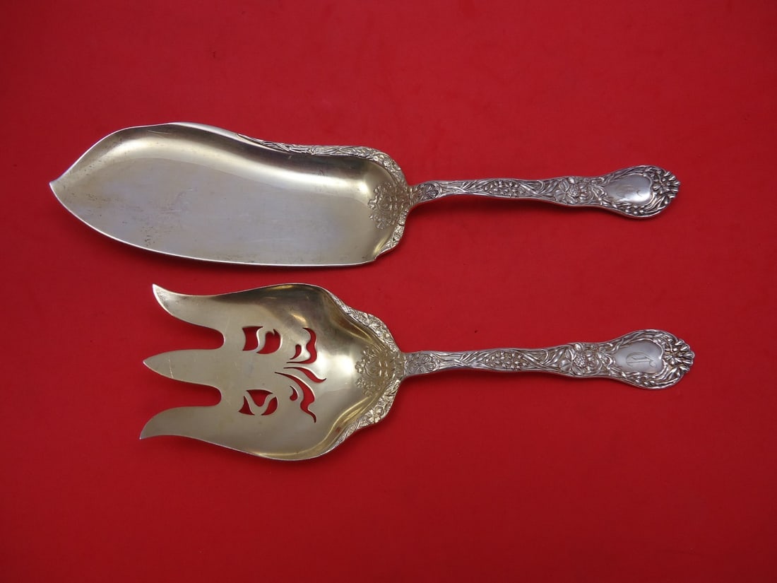 Gorham Meadow Sterling Silver Fish Serving Set 2pc 11 1/4" Monogrammed: Gorham Meadow Sterling Silver Fish Serving Set 2pc 11 1/4" Monogrammed Enhance your dining experience with this exquisite two-piece fish serving set from the Meadow pattern by Gorham. Crafted from hig