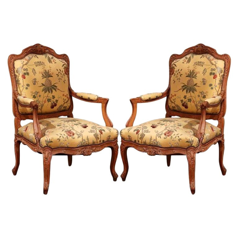 Set of 2 Louis XV French Armchairs with Scalamandre Fabric: Set of 2 Louis XV French Armchairs with Scalamandre Fabric Enhance your living space with this exquisite pair of 20th Century French Louis XV carved fauteuils, elegantly crafted in France around 1920.