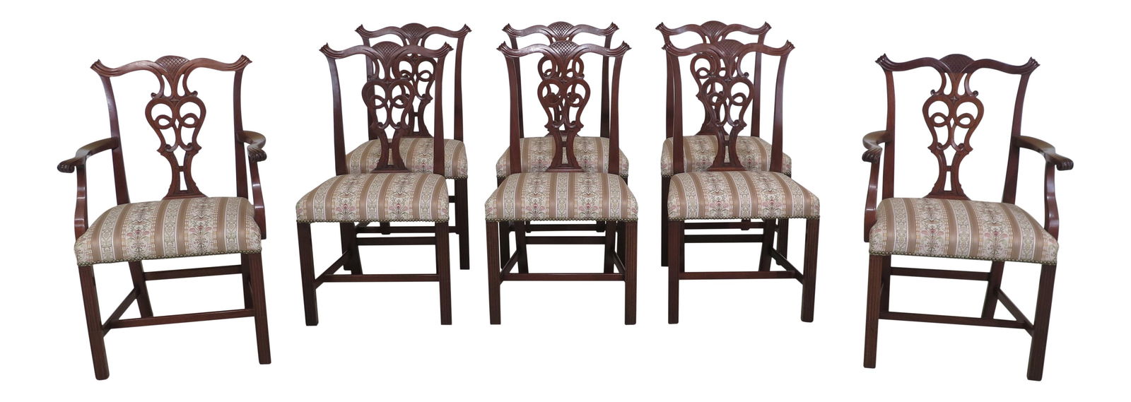 Set of 8 Vintage Mahogany Kittinger Style Chippendale Dining Chairs: Set of 8 Vintage Mahogany Kittinger Style Chippendale Dining Chairs This exquisite set of 8 vintage Kittinger style Chippendale dining chairs showcases the timeless elegance of the 1970s. Crafted from