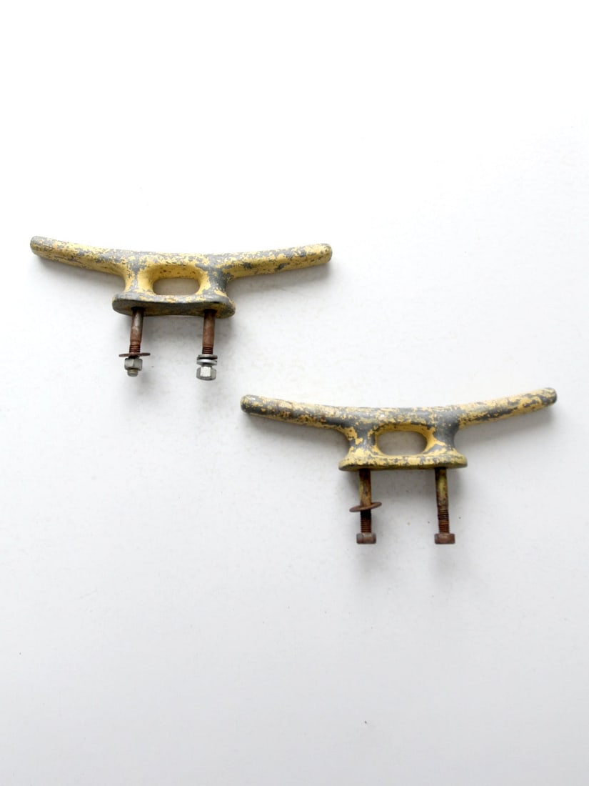 Vintage Nautical Boat Cleats Pair Cast Metal Yellow Paint (1 of 6)
