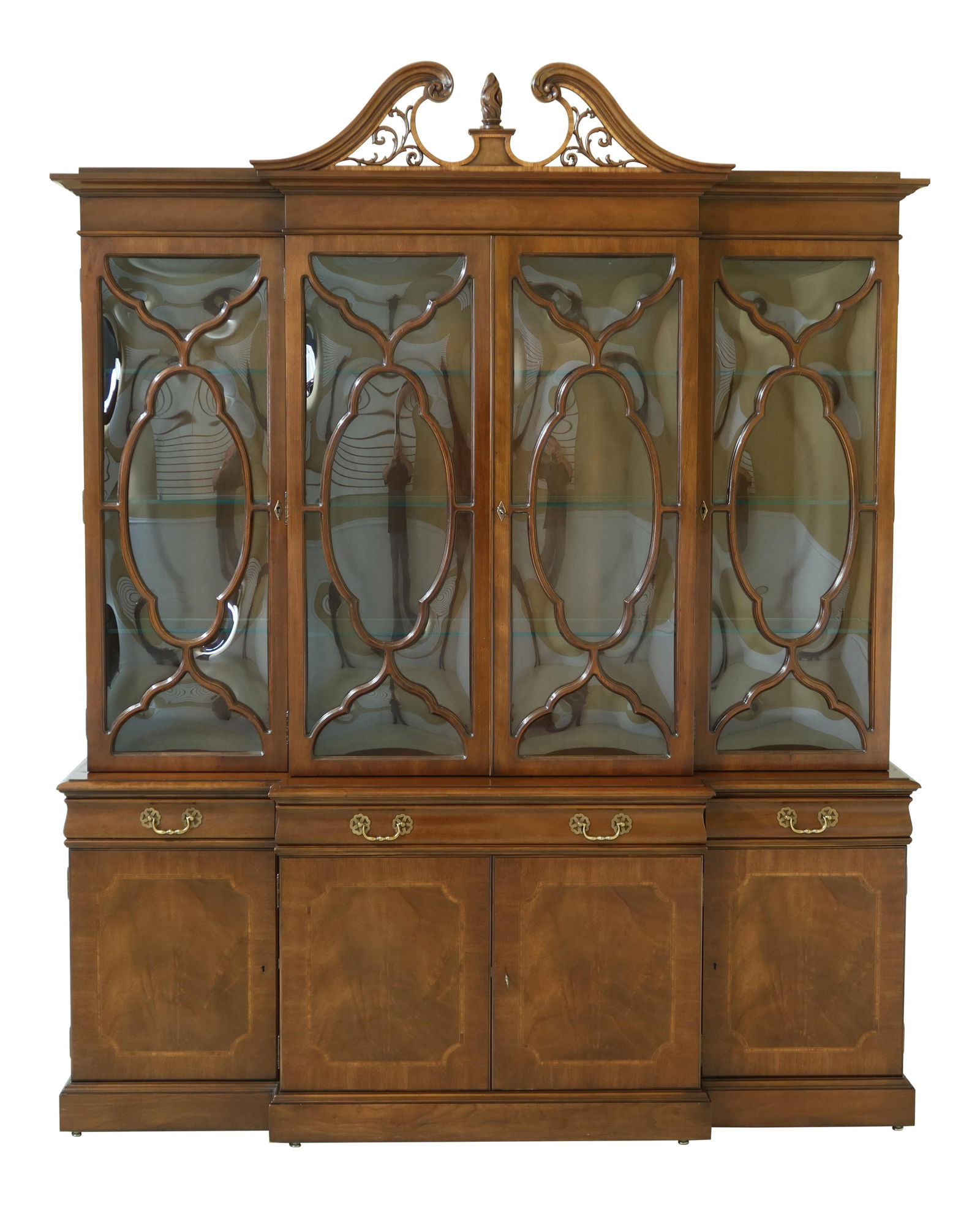 Karges Georgian Mahogany Breakfront with Convex Glass Shelves (1 of 10)
