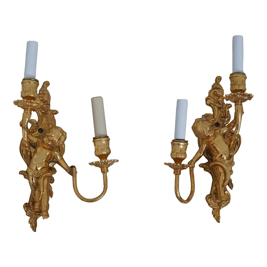 Elegant Pair of Cherub Wall Sconces in Shiny Gold Brass (1 of 8)
