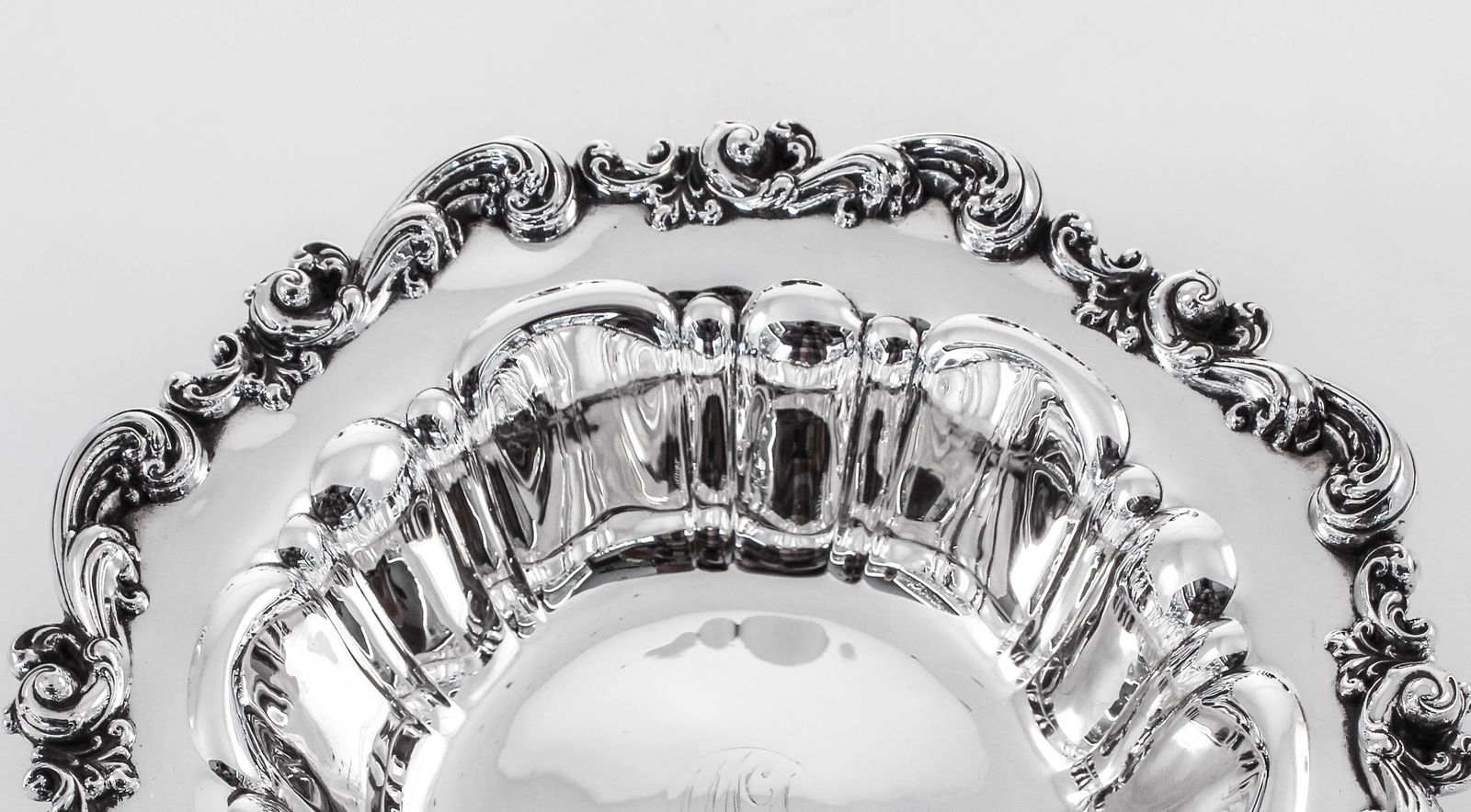 Meriden Britannia Sterling Silver Bowl 1937 Scalloped Rim 10in Antique - 4