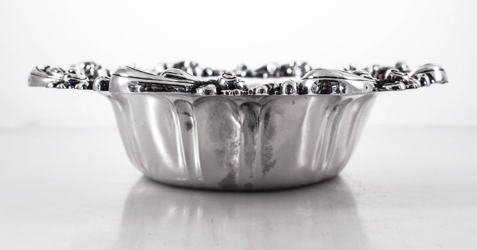 Meriden Britannia Sterling Silver Bowl 1937 Scalloped Rim 10in Antique - 5