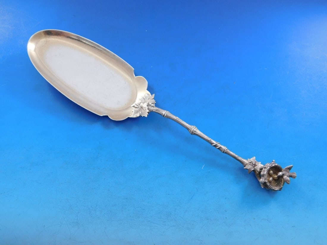 Gorham Birds Nest Sterling Silver Pudding Spoon 10.5 Rare Figural: Gorham Birds Nest Sterling Silver Pudding Spoon 10.5 Rare Figural This exquisite pudding spoon is crafted in sterling silver and features the iconic Birds Nest pattern by Gorham, dating back to circa