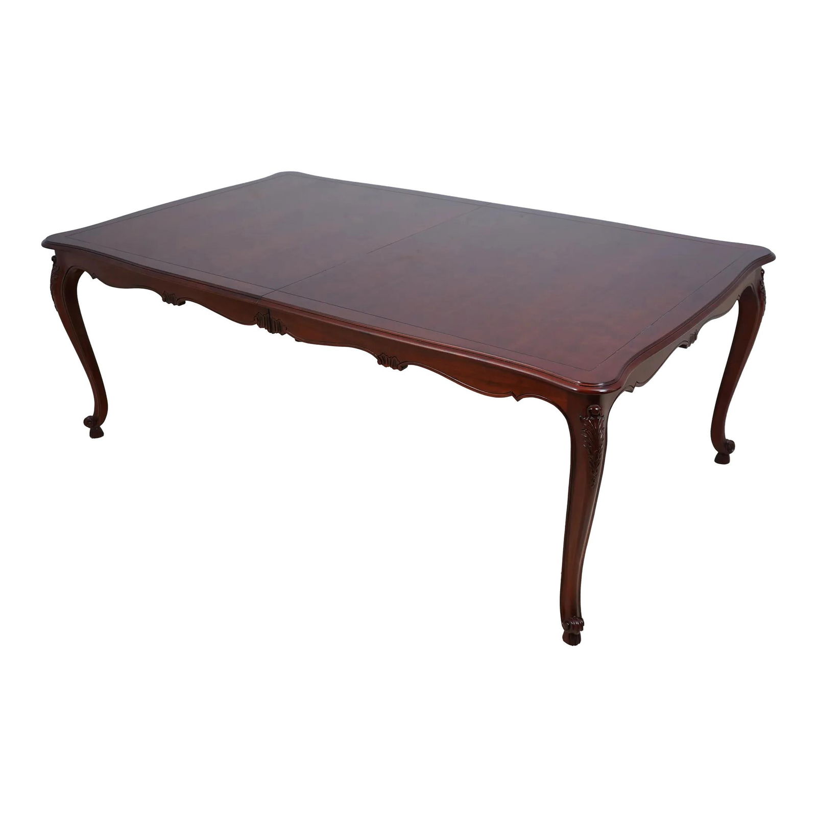 Kindel Model 31-016-2700 French Cherry Dining Table with Leaves: Kindel Model 31-016-2700 French Cherry Dining Table with Leaves Introducing a stunning Kindel French Style Dining Room Table, crafted around 1994. This exquisite piece features a Winterthur finish, sh