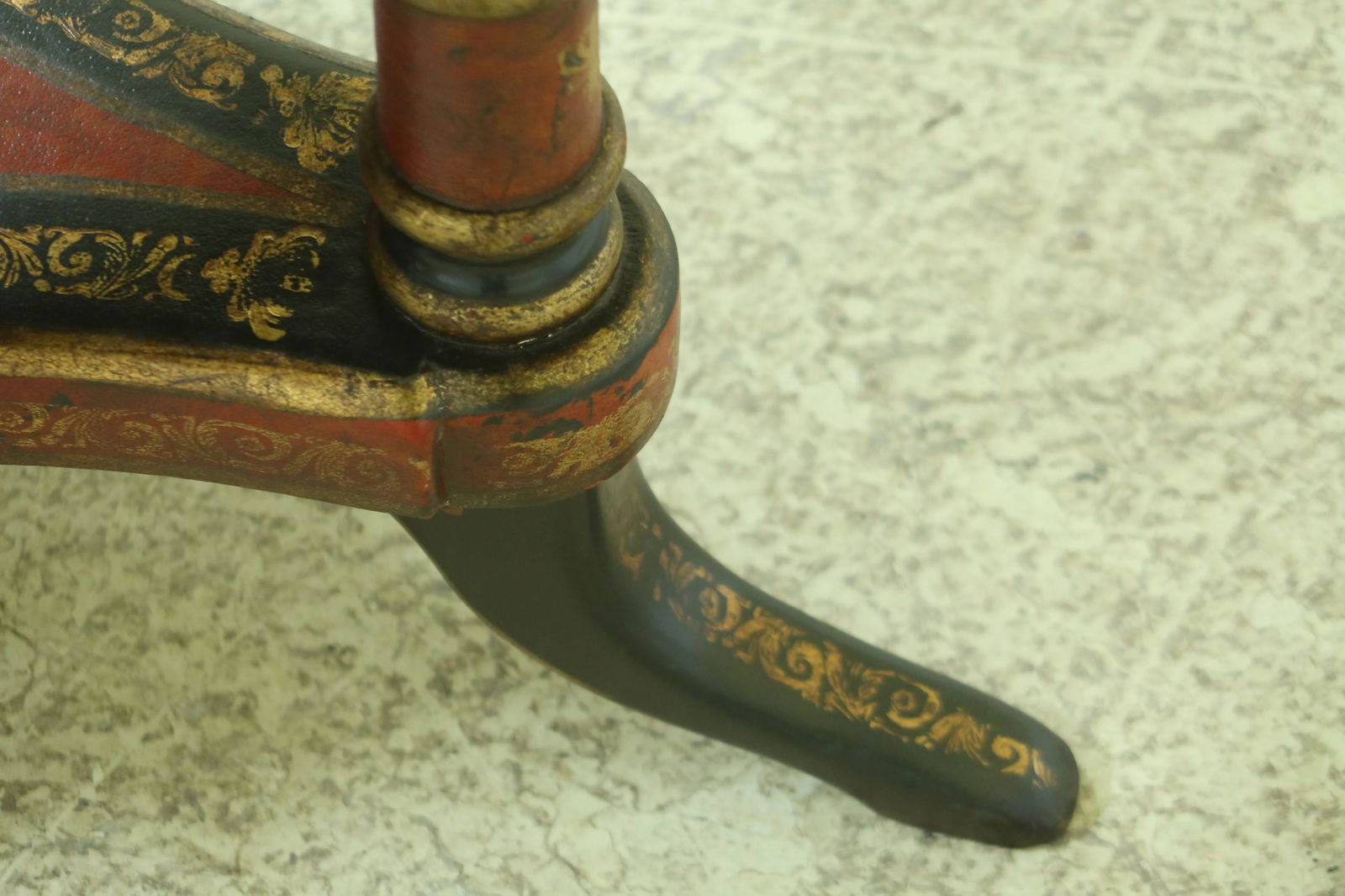 Maitland Smith Regency Leather Wrapped Center Table with Brass Edge - 7