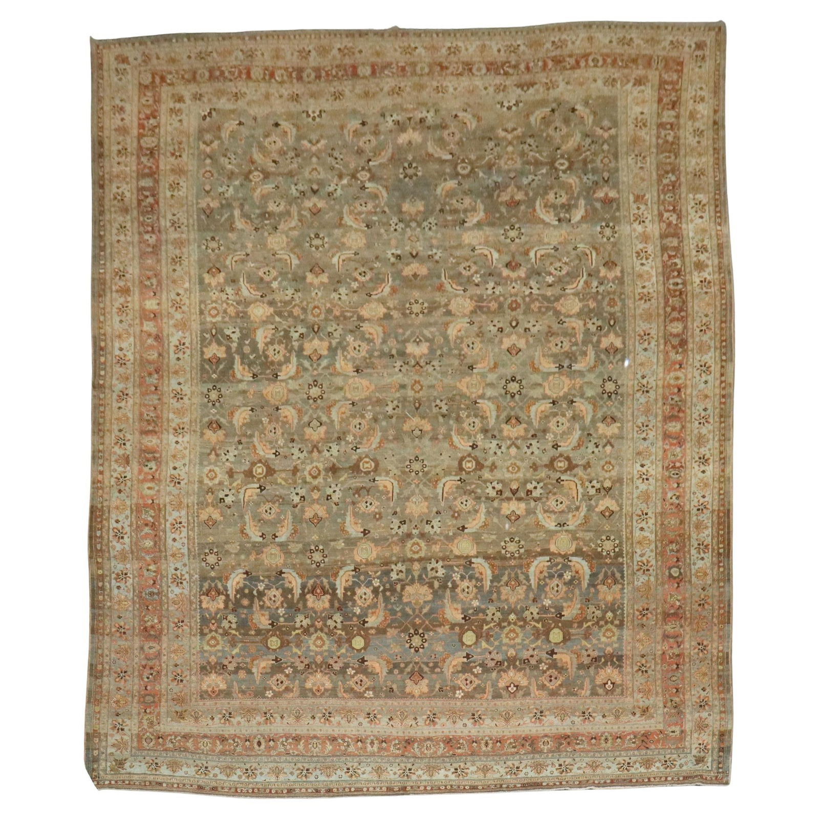 Antique Persian Bidjar Oversize Rug Wool Hand-Woven 12'8 x 18'5: Antique Persian Bidjar Oversize Rug Wool Hand-Woven 12'8 x 18'5 This exquisite Antique Persian Oversize Bidjar Rug showcases a stunning blend of brown and gray hues, characteristic of early 20th-centu