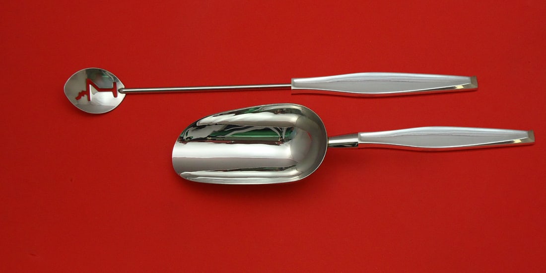 Gorham Classique Sterling Silver Bar Set 2pc Martini Spoon Ice Scoop: Gorham Classique Sterling Silver Bar Set 2pc Martini Spoon Ice Scoop Elevate your entertaining with this exquisite Classique by Gorham Sterling Silver Bar Set. This custom-made two-piece set features