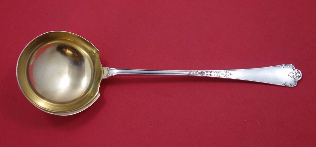 Puiforcat Fer De Lance Sterling Silver Bouillon Ladle Gold Wash 9 3/4: Puiforcat Fer De Lance Sterling Silver Bouillon Ladle Gold Wash 9 3/4 Elevate your dining experience with this exquisite Fer De Lance bouillon ladle crafted by Puiforcat. Made from high-quality
