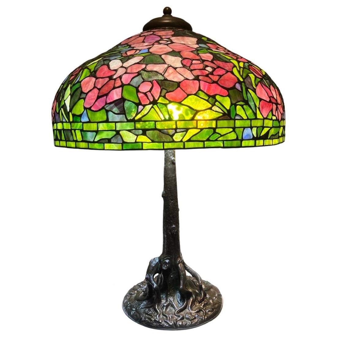 Circa 1915 Unique Art Glass Peony Table Lamp Art Nouveau Design: Circa 1915 Unique Art Glass Peony Table Lamp Art Nouveau Design This stunning table lamp from the Unique Art Glass & Metal Company, crafted circa 1915, features a magnificent leaded glass shade resemb