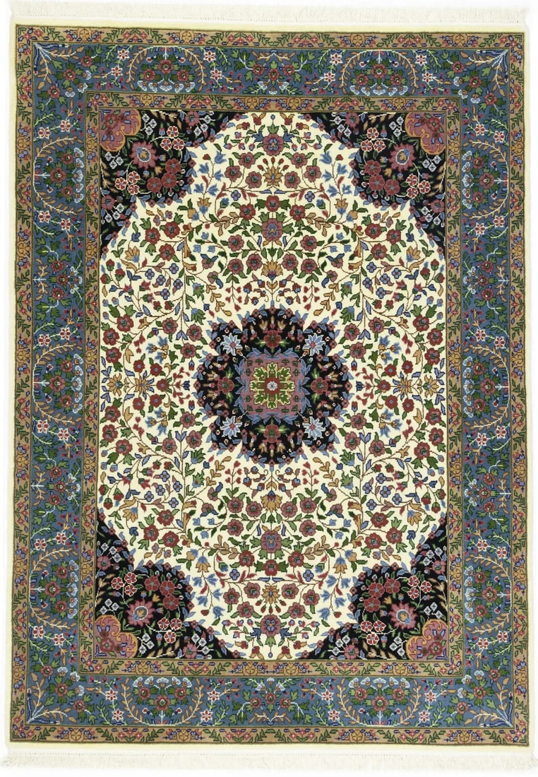 Hand-Knotted Cream Floral 5X7 Kirman Wool Area Rug: Hand-Knotted Cream Floral 5X7 Kirman Wool Area Rug Enhance your living space with this stunning Cream Floral Traditional Style Oriental Rug. Measuring 5'0" x 6'10" and hand-knotted from high-quality w