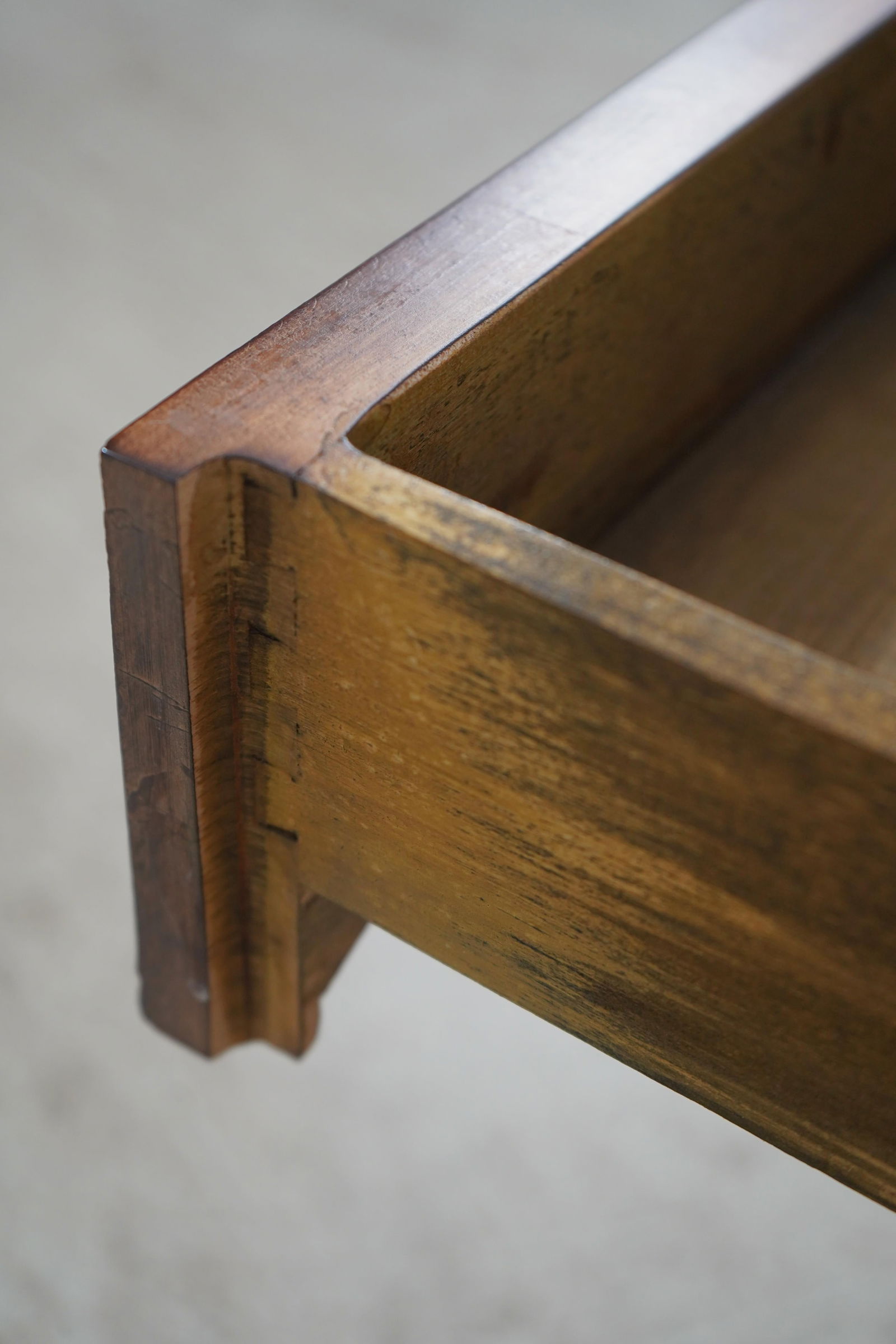 Vintage Italian Continental 1 Drawer Writing Desk in Faux Walnut - 5