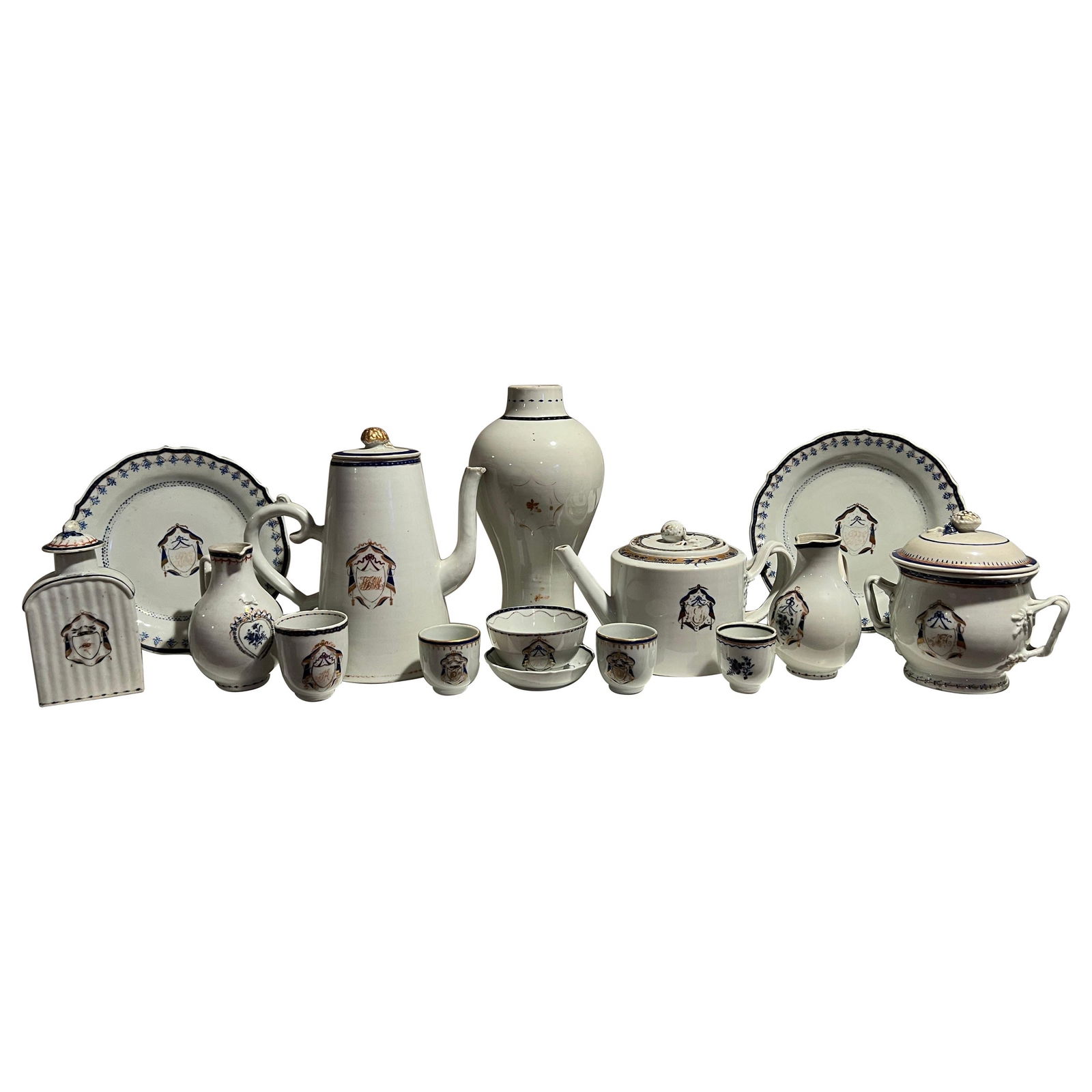 15 Pc 18th C Chinese Export Armorial Porcelain Collection (1 of 16)