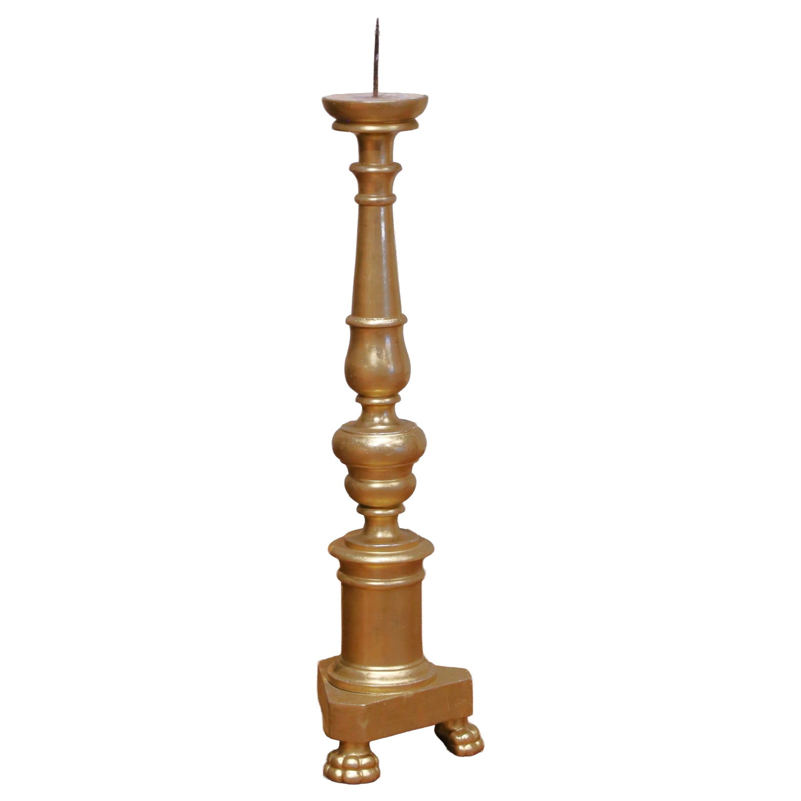 Italian Giltwood Baroque Candlestick with Carved Paw Feet circa 1860: Italian Giltwood Baroque Candlestick with Carved Paw Feet circa 1860 This 19th-century Italian Baroque candlestick is hand-carved from giltwood with a patinated finish. Created circa 1860, it features
