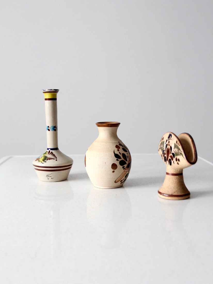 Vintage Tonala Pottery Collection of 3 Pieces with Floral Design Set Of 3 - 5