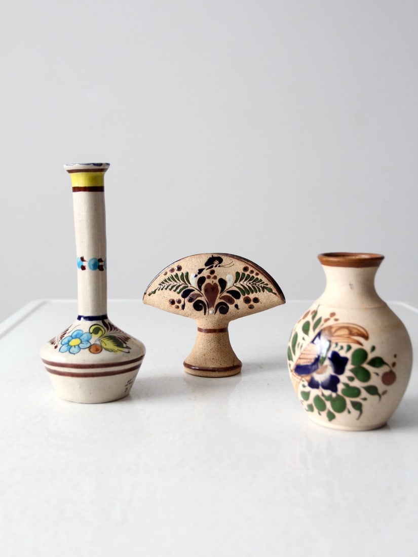 Vintage Tonala Pottery Collection of 3 Pieces with Floral Design Set Of 3 - 6