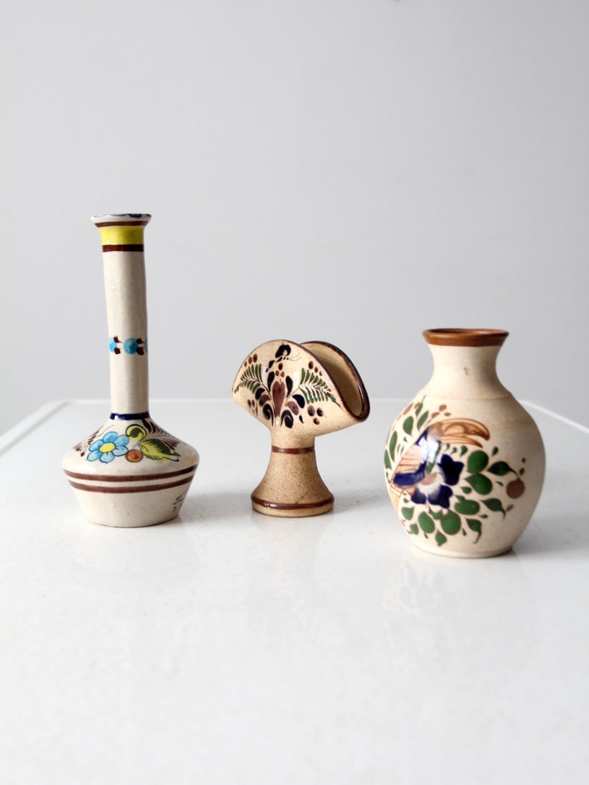 Vintage Tonala Pottery Collection of 3 Pieces with Floral Design Set Of 3 - 7