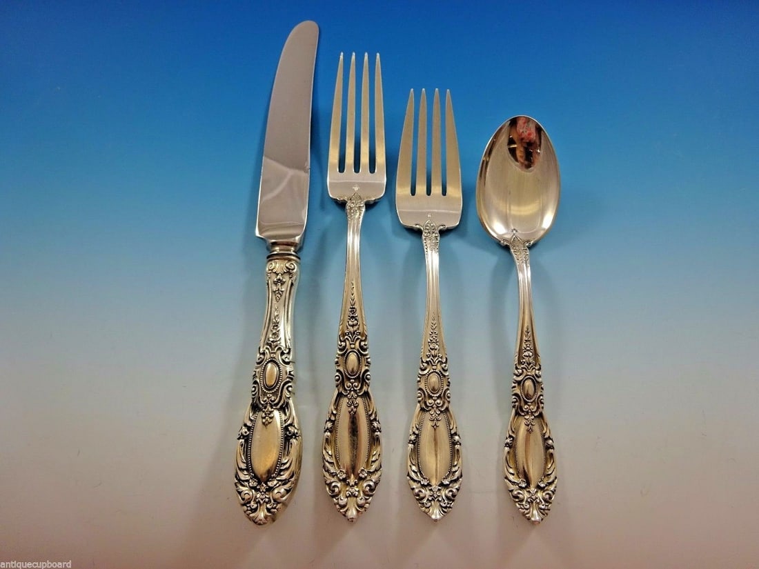 Towle King Richard Sterling Silver Flatware Set for 12 - 49 Pieces with Storage Chest: Towle King Richard Sterling Silver Flatware Set for 12 - 49 Pieces with Storage Chest This exquisite King Richard flatware set by Towle offers a sophisticated touch to any dining experience. Crafted f