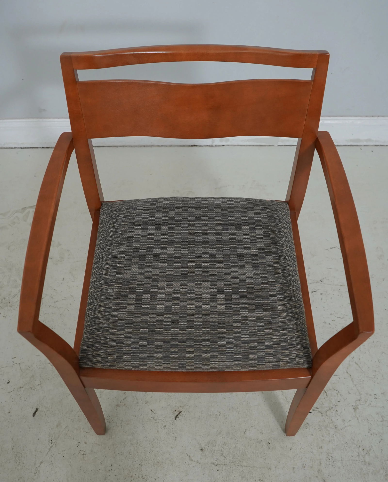 Knoll Studio Pair of Modern Design Armchairs Circa 1995 - 2