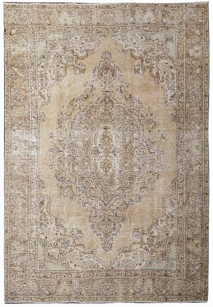 Vintage Distressed Rug 6.3 x 9.6 Taupe Gray (1 of 17)