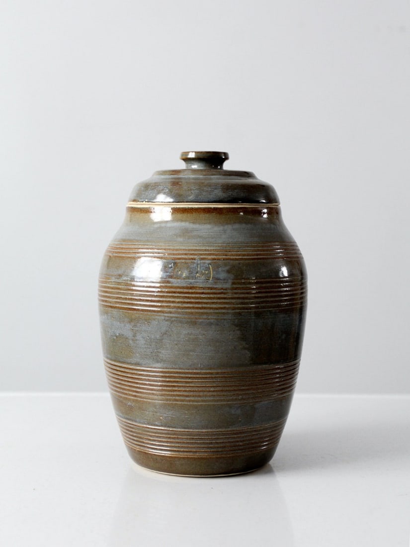 Large Vintage Studio Pottery Jar with Blue and Brown Glaze (1 of 12)