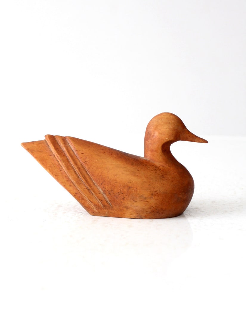 Vintage Hand-Carved Wooden Duck Lodge Decor Accent (1 of 10)
