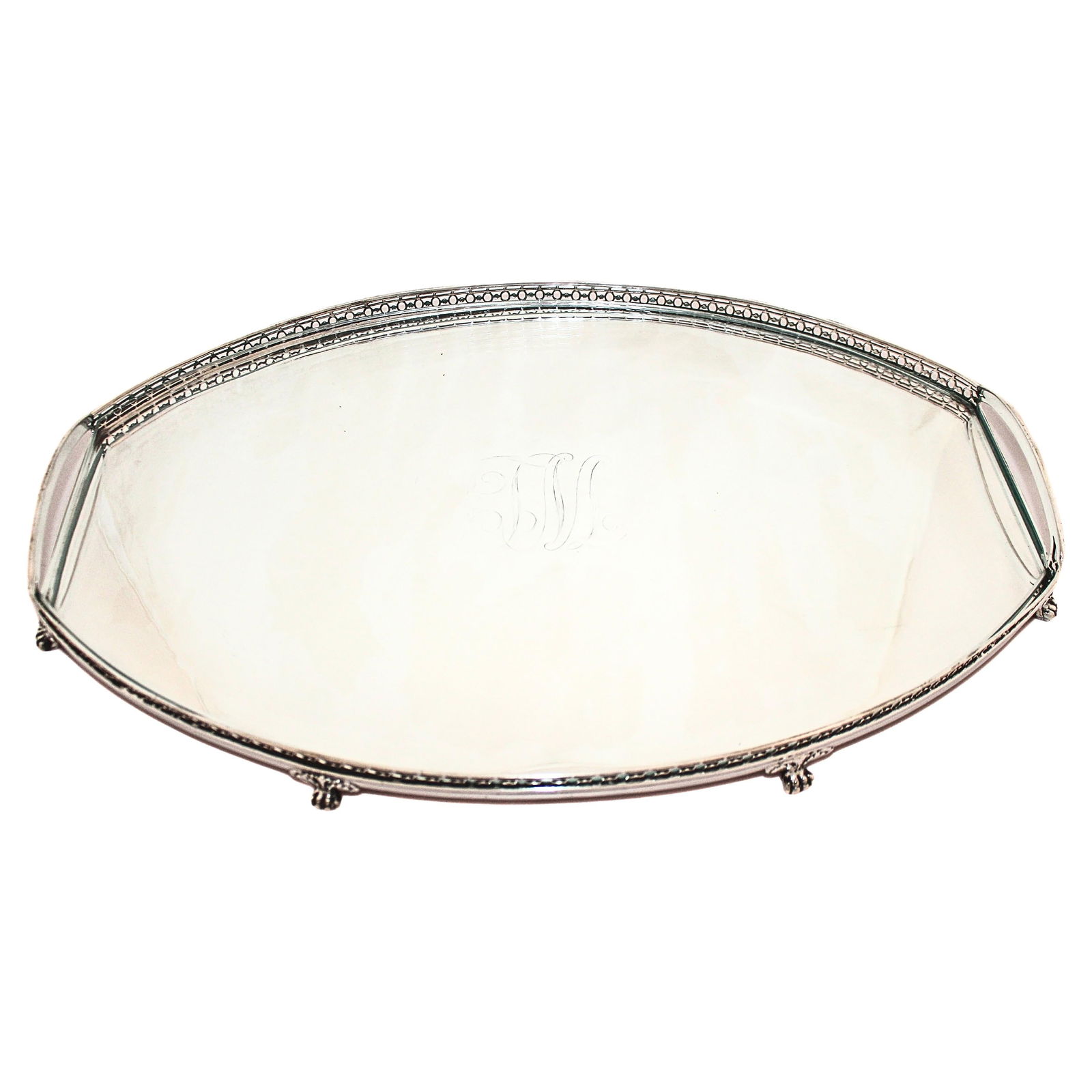 Tiffany Sterling Silver Gallery Tray Circa 1920s Elegant Design: Tiffany Sterling Silver Gallery Tray Circa 1920s Elegant Design This stunning Sterling Silver Tiffany Gallery Tray showcases exceptional craftsmanship from the early 20th century, specifically circa 1
