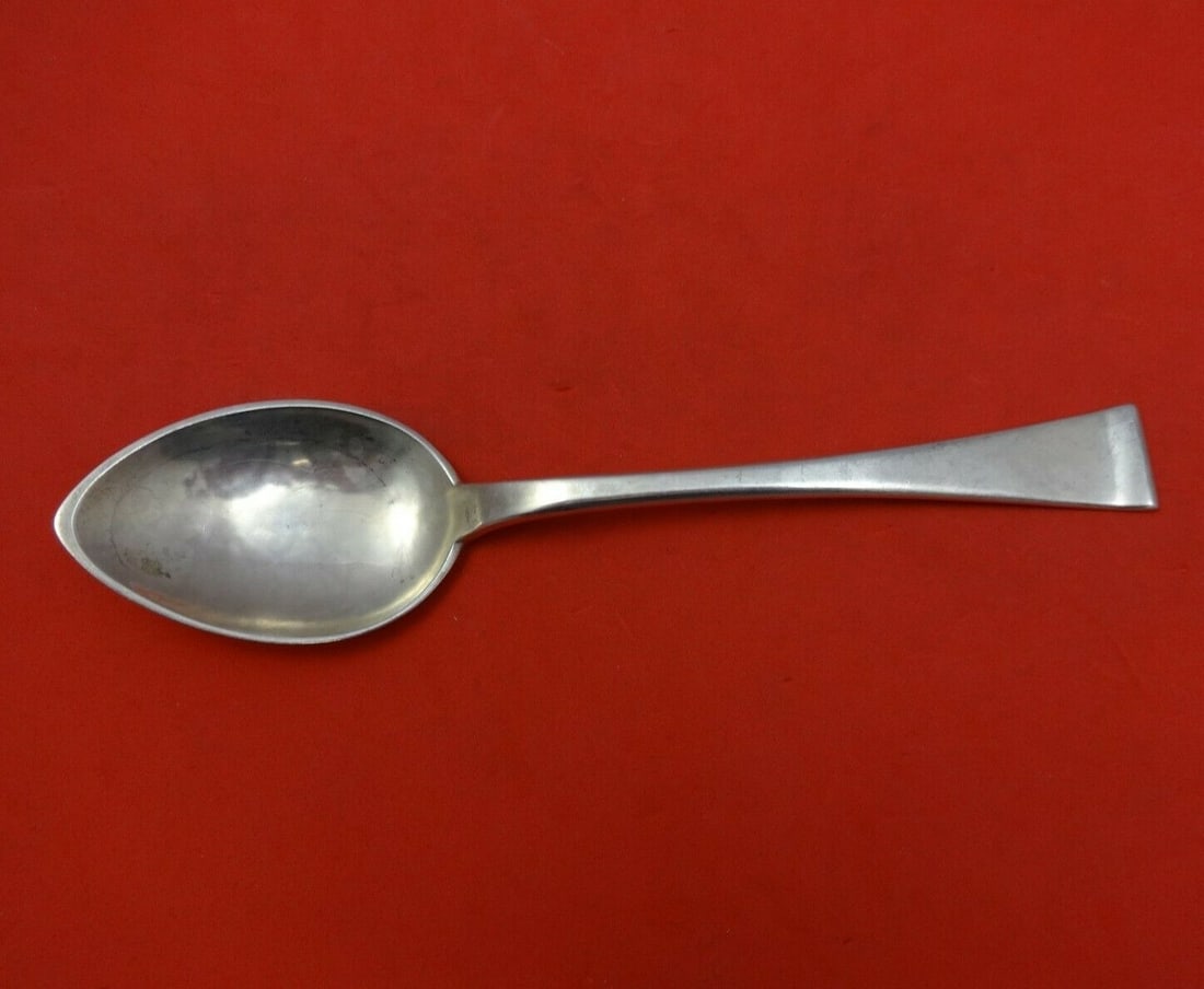 Carl Poul Petersen Viking Sterling Silver Soup Spoon 7 1/8 Inches: Carl Poul Petersen Viking Sterling Silver Soup Spoon 7 1/8 Inches Discover the exquisite craftsmanship of the Viking pattern by Carl Poul Petersen with this sterling silver Canadian place soup spoon.