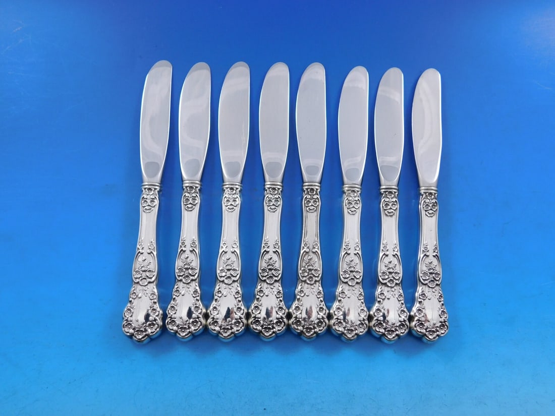 Gorham Buttercup Sterling Silver Butter Spreader Set 8 pcs 6 1/8": Gorham Buttercup Sterling Silver Butter Spreader Set 8 pcs 6 1/8" This exquisite set features 8 butter spreaders crafted by Gorham in the elegant Buttercup pattern. Each spreader measures 6 1/8" and i