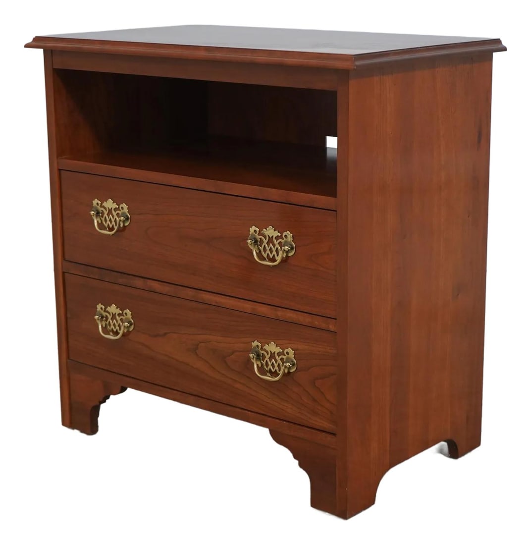 Stickley Cherry 2 Drawer Stand Solid Wood High Quality Craftsmanship (1 of 10)