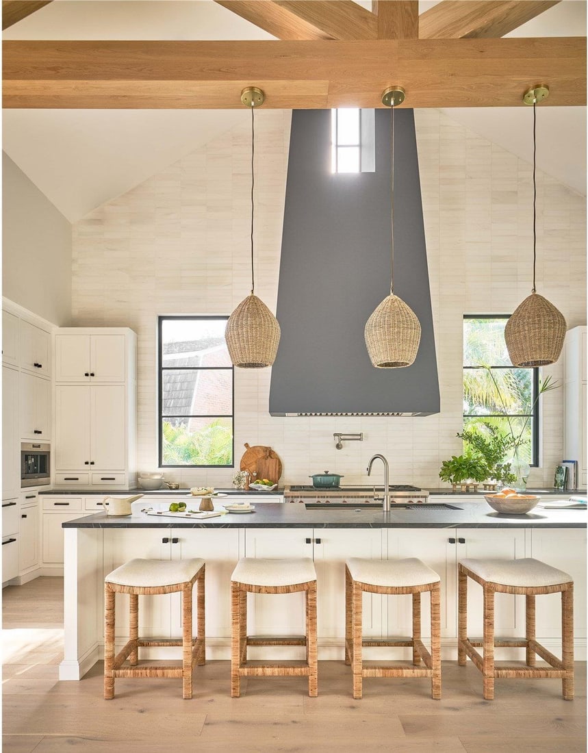 Universal Weekender Coastal Sandbar Console Stool 26H 18W 18D (1 of 4)