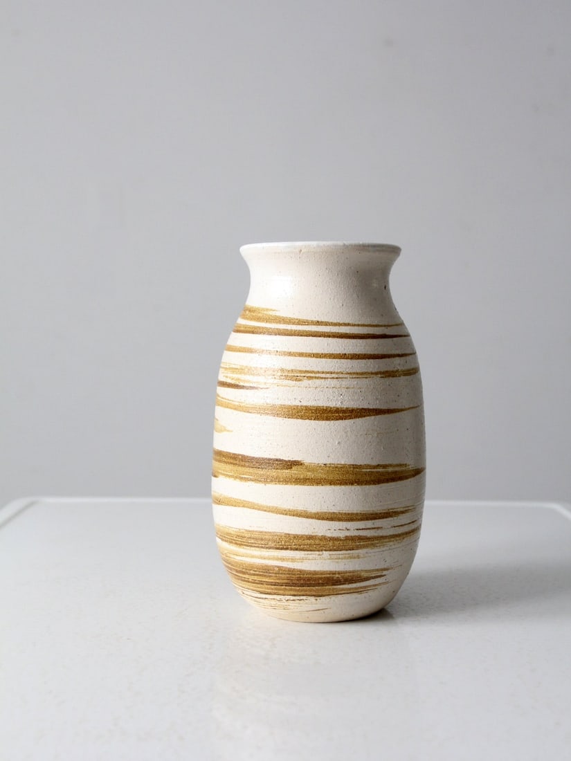 1980 Vintage Studio Pottery Vase with White Glaze and Tawny Stripes (1 of 11)