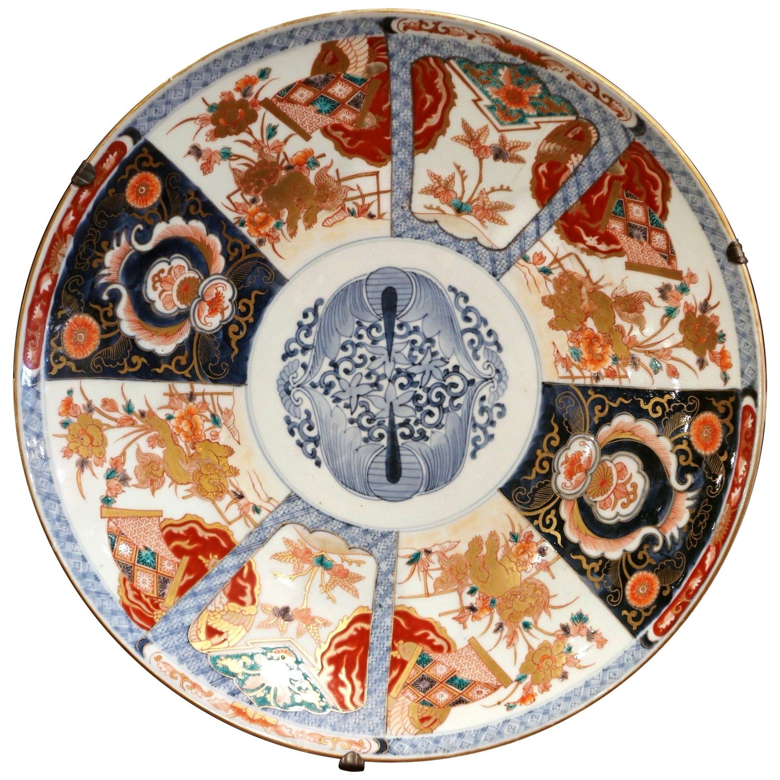 19th Century Japanese Hand Painted Porcelain Imari Charger with Gilt Accents: 19th Century Japanese Hand Painted Porcelain Imari Charger with Gilt Accents Enhance your decor with this stunning 19th Century Japanese Hand Painted Porcelain and Bronze Imari Wall Charger. This exqu