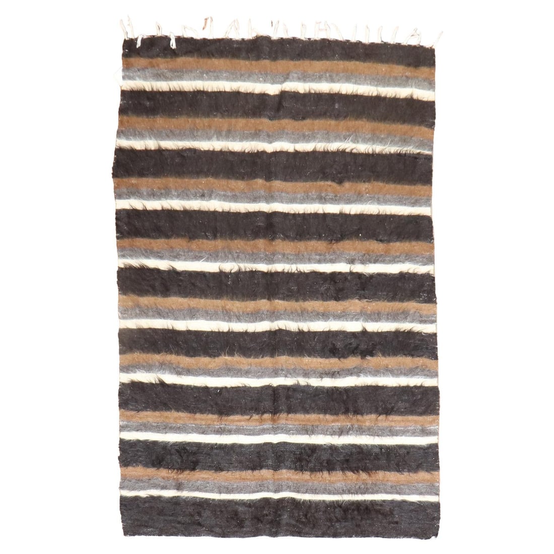 Mid-Century Modern Turkish Mohair Hand-Woven Rug 49 x 74: Mid-Century Modern Turkish Mohair Hand-Woven Rug 49 x 74 Discover the beauty of this one-of-a-kind Mid-Century Modern Turkish Mohair Rug, expertly hand-woven from luxurious mohair and wool. This stunn