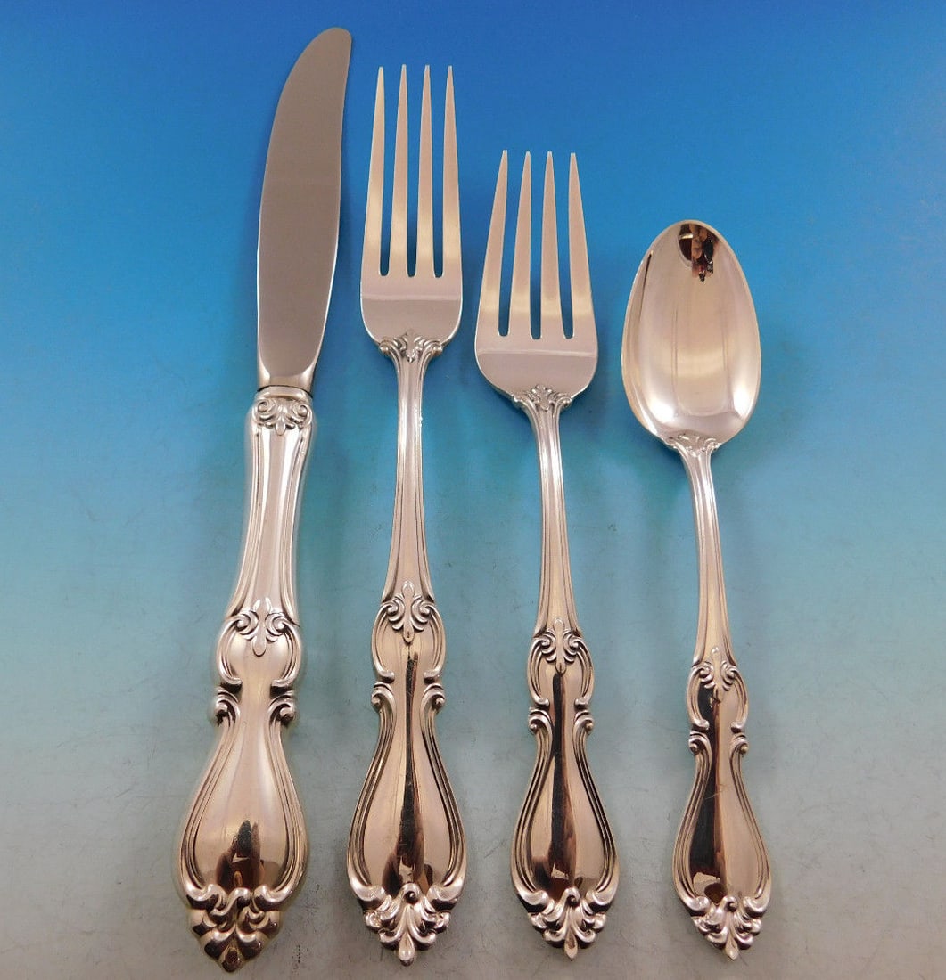 Towle Queen Elizabeth I Sterling Silver Flatware Set for 8 32 Pieces with Storage Chest (1 of 5)