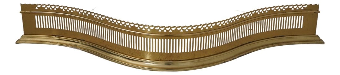 Virginia Metalcrafters Brass Fireplace Fender Colonial Williamsburg CW-102-1 (1 of 10)