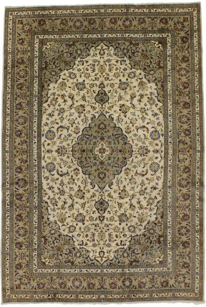 Vintage Hand-Knotted Wool Oriental Rug 8' x 12' Floral Design: Vintage Hand-Knotted Wool Oriental Rug 8' x 12' Floral Design This exquisite semi-antique hand-knotted wool Oriental rug showcases a vintage classic style, making it a perfect addition to any home dec