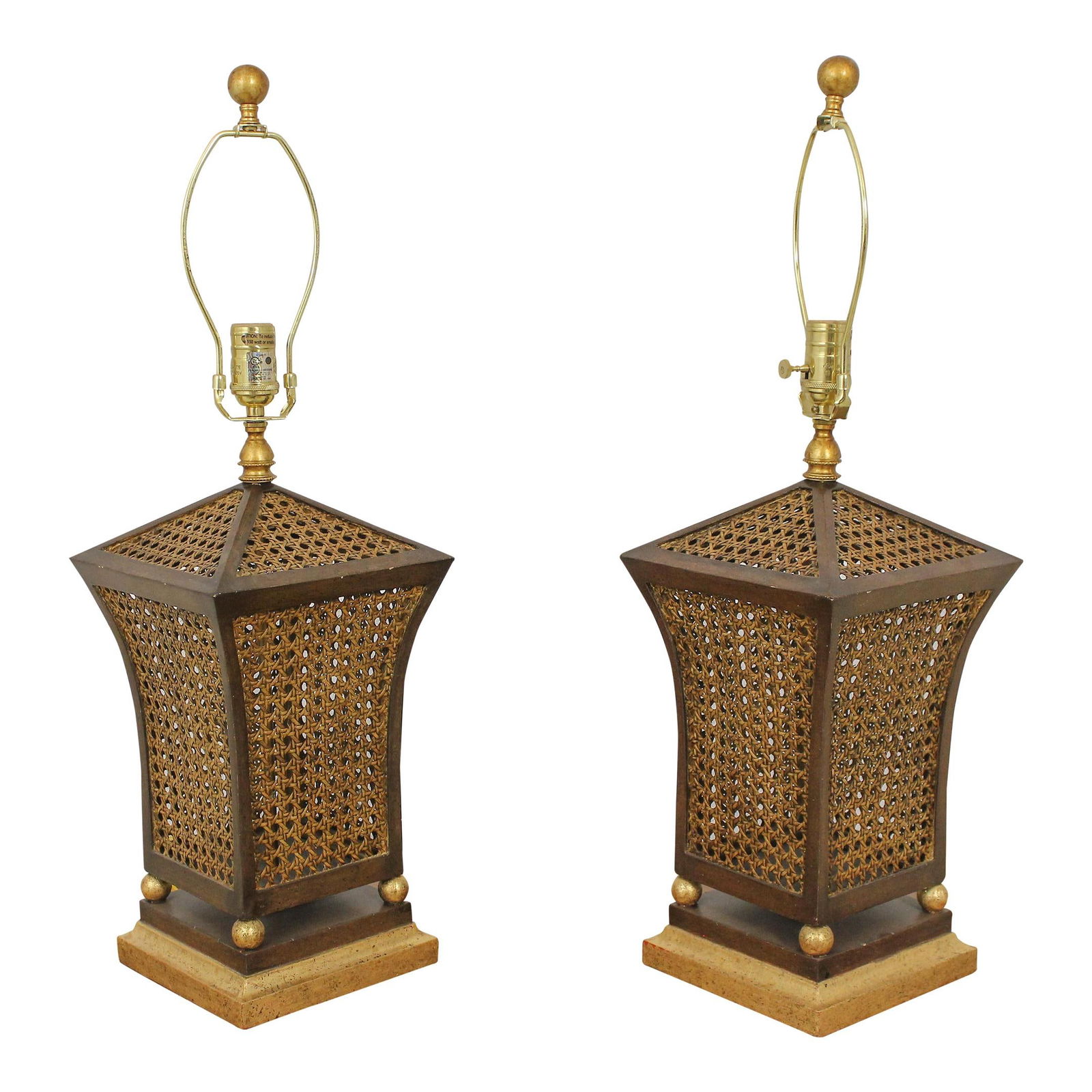 Elegant Pair of Bradburn Gold Trim Cane Table Lamps (1 of 10)