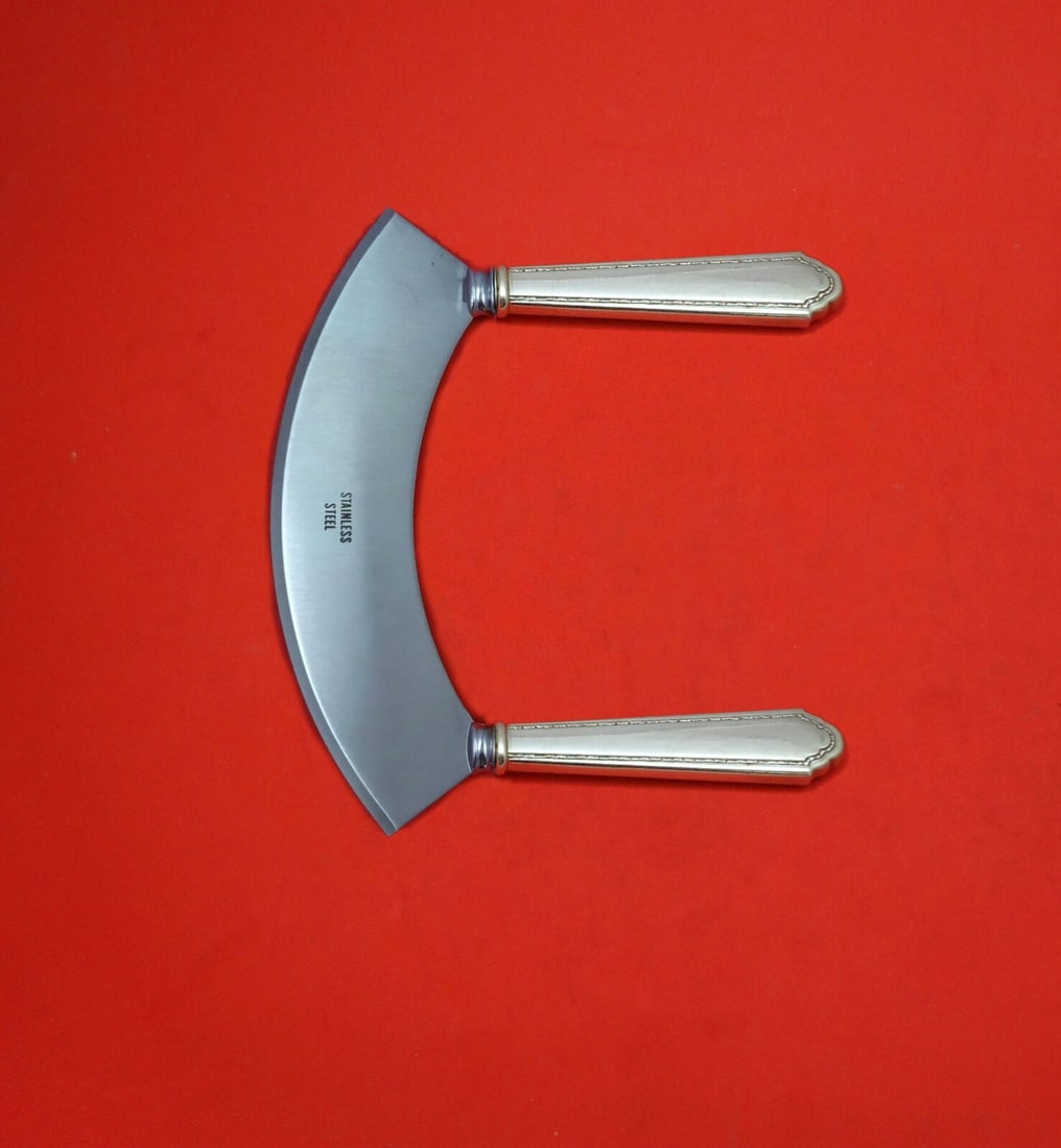 Lunt William and Mary Sterling Silver Mezzaluna Knife 6 1/4" Custom Kitchen Tool: Lunt William and Mary Sterling Silver Mezzaluna Knife 6 1/4" Custom Kitchen Tool Introducing the William and Mary Mezzaluna Knife by Lunt, a beautifully crafted kitchen tool made from premium sterling