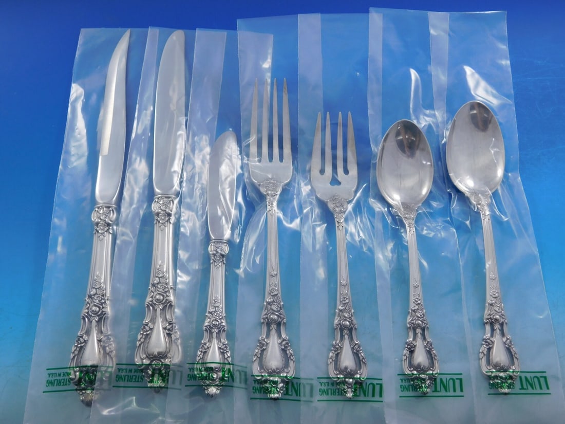Eloquence by Lunt Sterling Silver Flatware Set for 8 58 Pieces with Storage Chest (1 of 7)