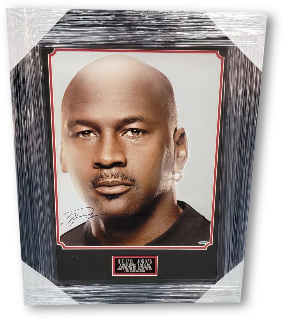 Michael Jordan Autographed Framed 16x20 Photo UDA Chicago Bulls: Michael Jordan Autographed Framed 16x20 Photo UDA Chicago Bulls This stunning framed photo features a hand-signed autograph from basketball legend Michael Jordan, capturing his iconic presence with th